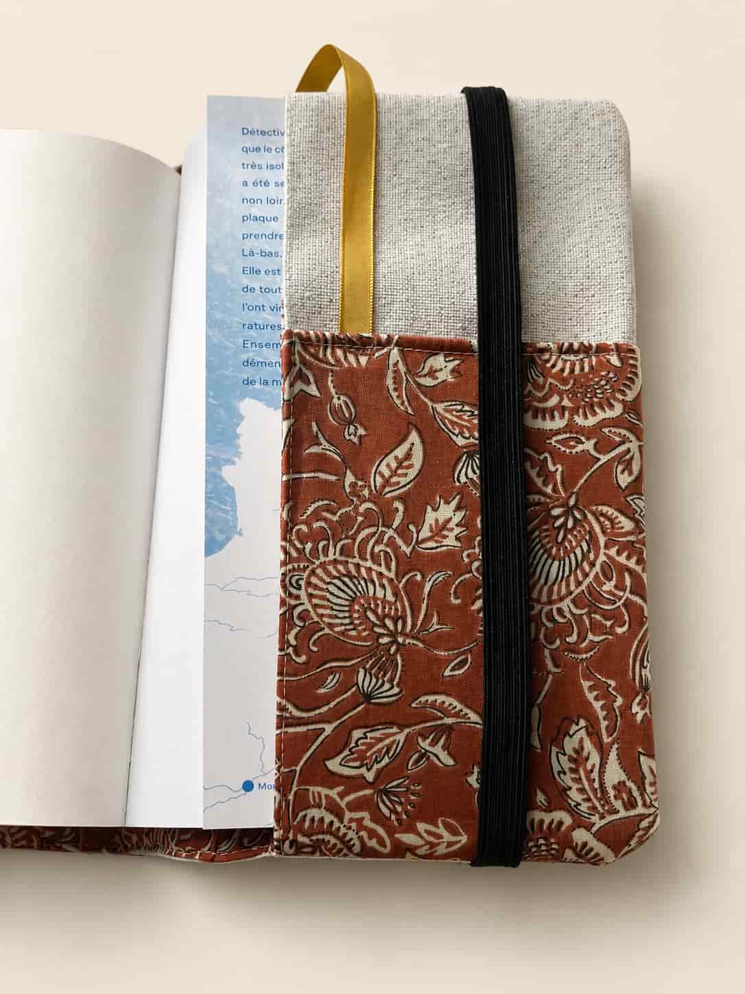 Couverture rhysand intérieur droit 